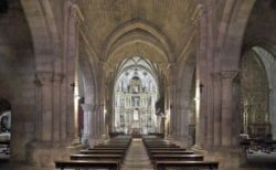 interior de la iglesia de santo domingo de soria