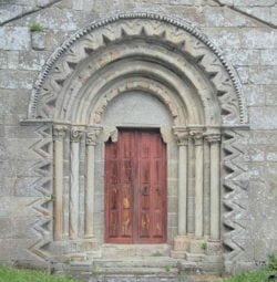 portadas románicas galicia