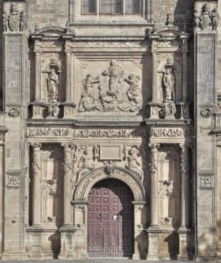 fachada de la sacra capilla del salvador de ubeda