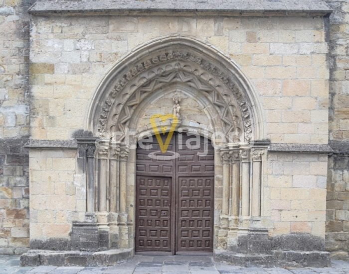 portada de santa maría del puerto