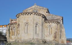 ábside románico, monasterio de san pedro de ramirás