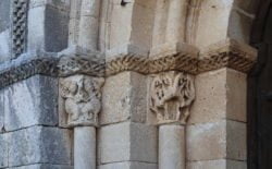 capiteles de la iglesia de fuentidueña