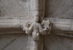 clave de bóveda románico