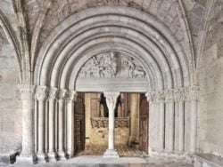 portada románica de la catedral de tarragona