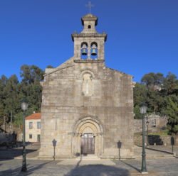 iglesia de santa maría de castrelos