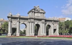 puerta de alcalá, plaza de la independencia