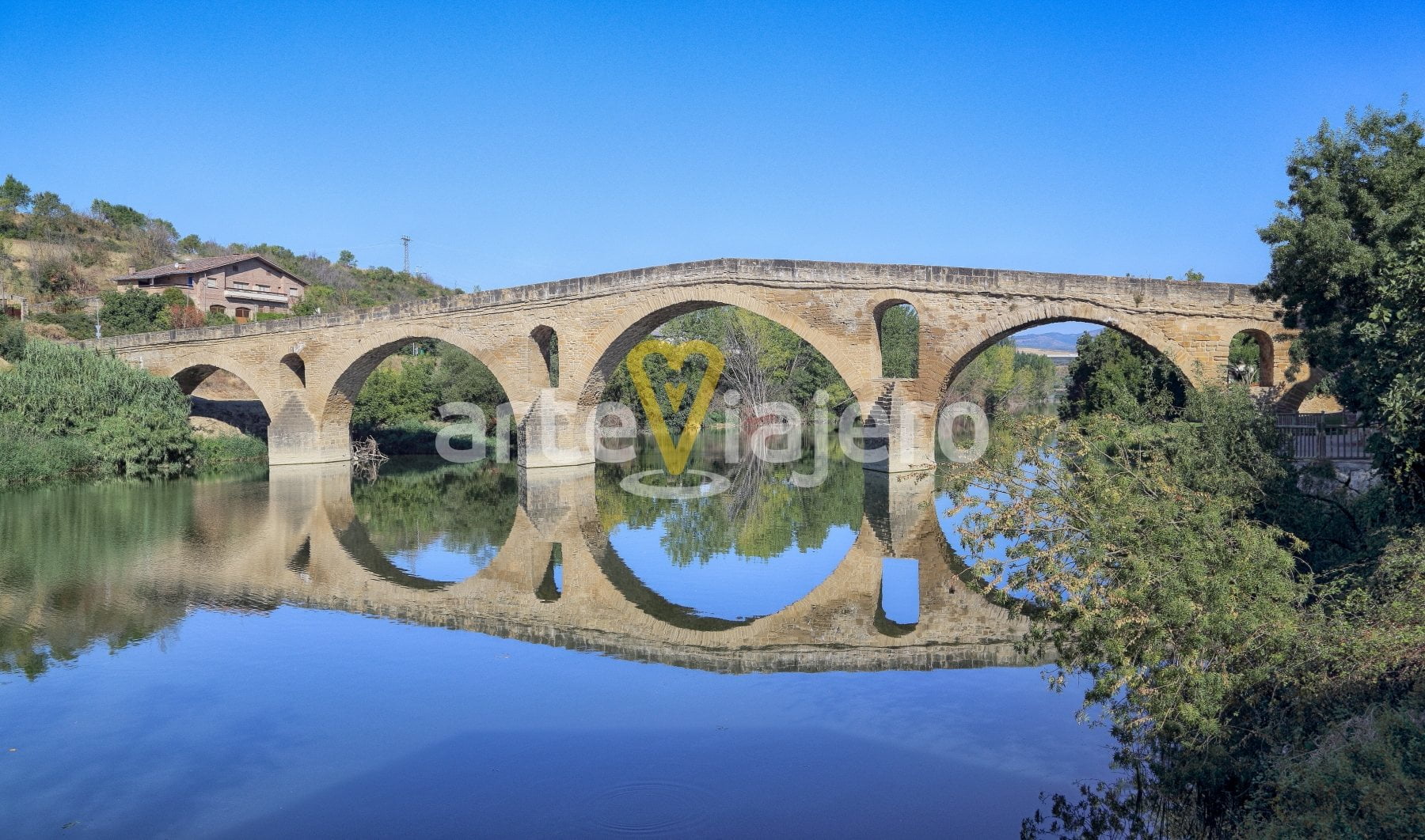 reflejos puente la reina