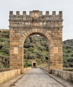 arco de triunfo alcántara