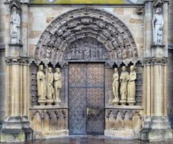 trier, portal der liebfrauenkirche