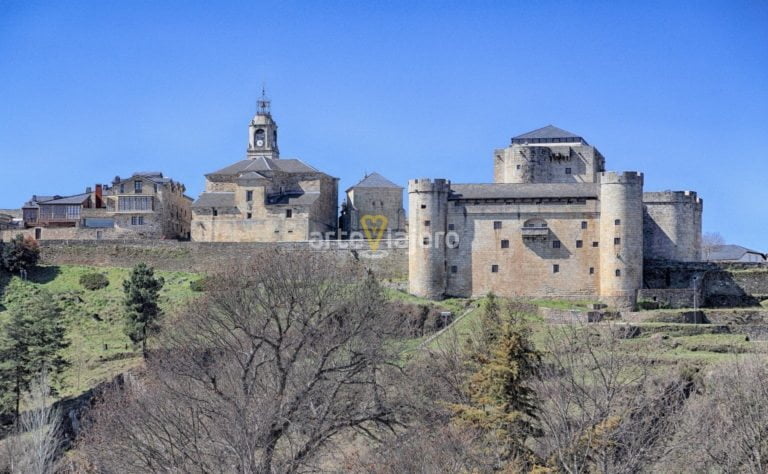 Castillo De Los Condes De Benavente