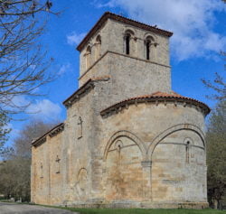 iglesia románica, monasterio de rodilla