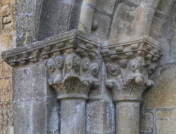 capiteles, iglesia de olleta