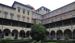 claustro de la basílica de san lorenzo