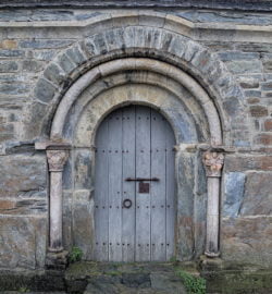 portal prieuré de serrabone
