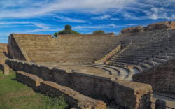 cavea teatro romano