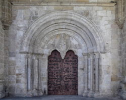 portada románica de la catedral de lugo