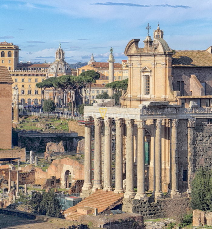 templo romano de antonino y faustina