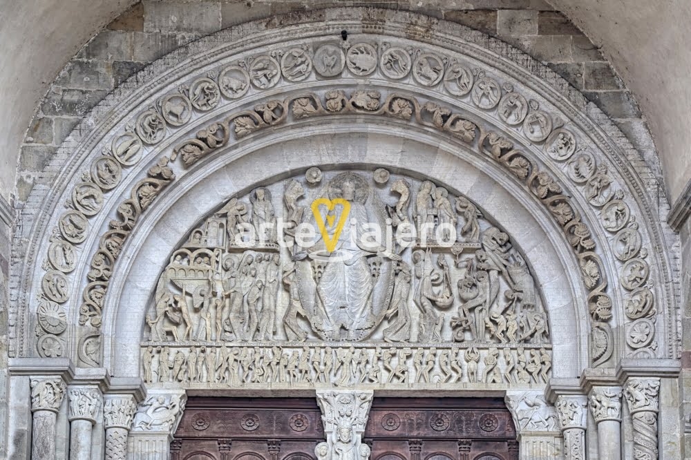 tímpano románico de la catedral de autun