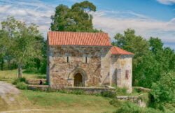 ermita de san miguel de carceña