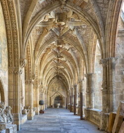 claustro de la catedral de león