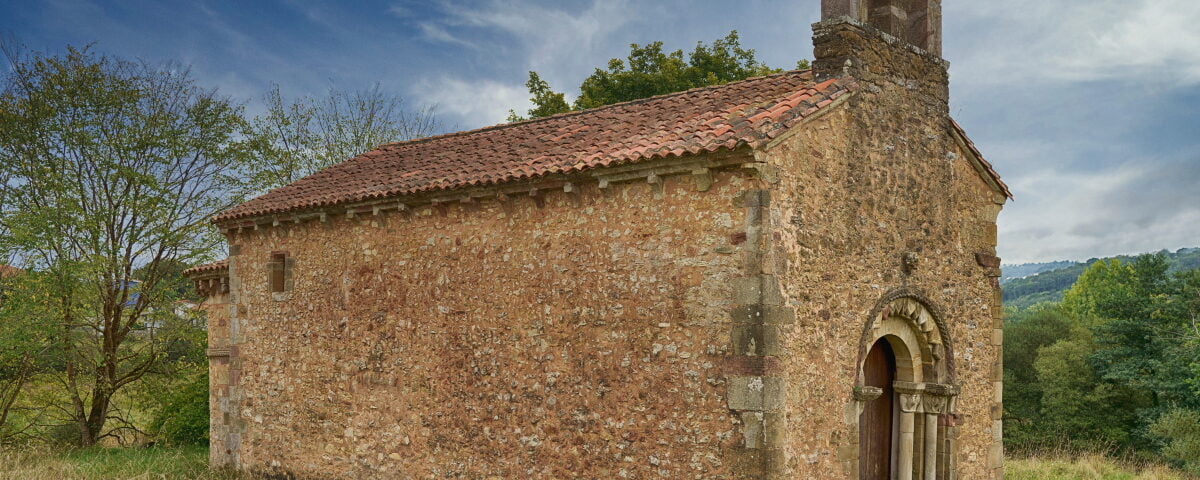Iglesia de San Esteban de Aramil ArteViajero