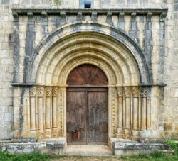 portada de la iglesia de siones