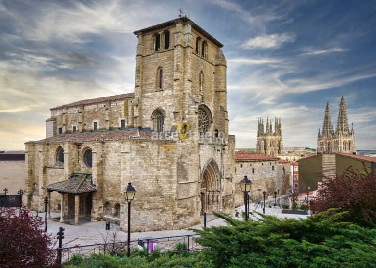 Iglesia De San Esteban De Burgos - ArteViajero