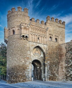 puerta del sol de toledo