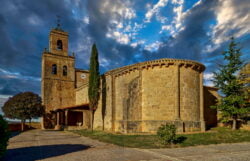 iglesia de nolay