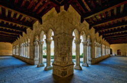 claustro románico segovia