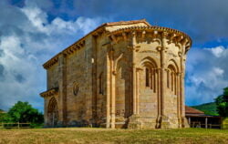 ermita de san vicentejo de treviño