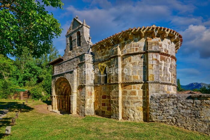 iglesia de crespos valle de manzanedo