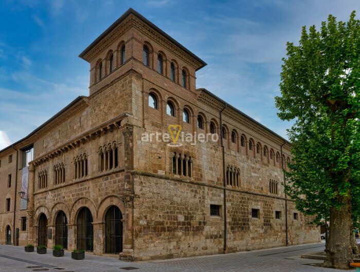 Palacio De Los Reyes De Navarra Rom nico Civil ArteViajero palacio-de-los-reyes-de-navarra-rom-nico-civil-arteviajero