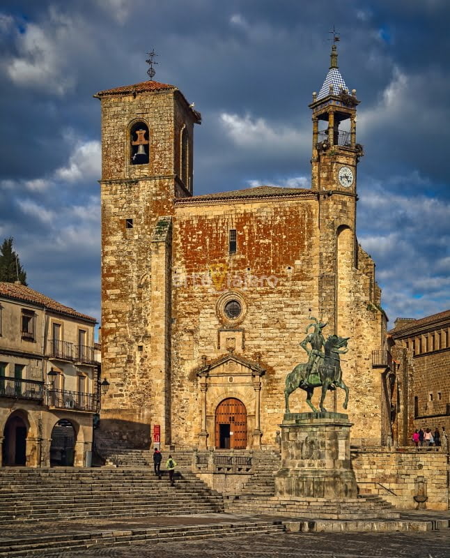 iglesia de san martín de tours de trujillo