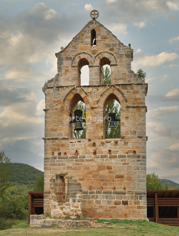 iglesia rupestre de santa maría de valverde