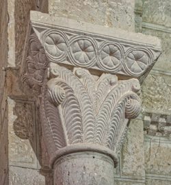 capitel iglesia villaute
