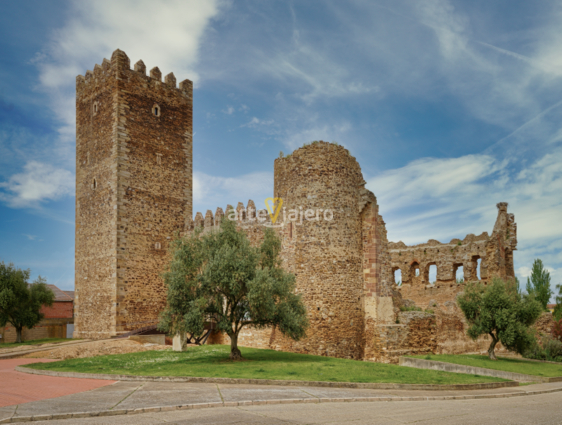 Castillo de Laguna de Negrillos León castillo de laguna de negrillos