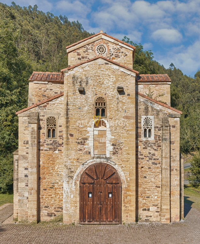 San Miguel de Lillo Oviedo Asturias Arte Prerrománico Medieval san miguel de lillo