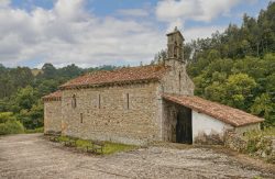 iglesia de valdebárcena
