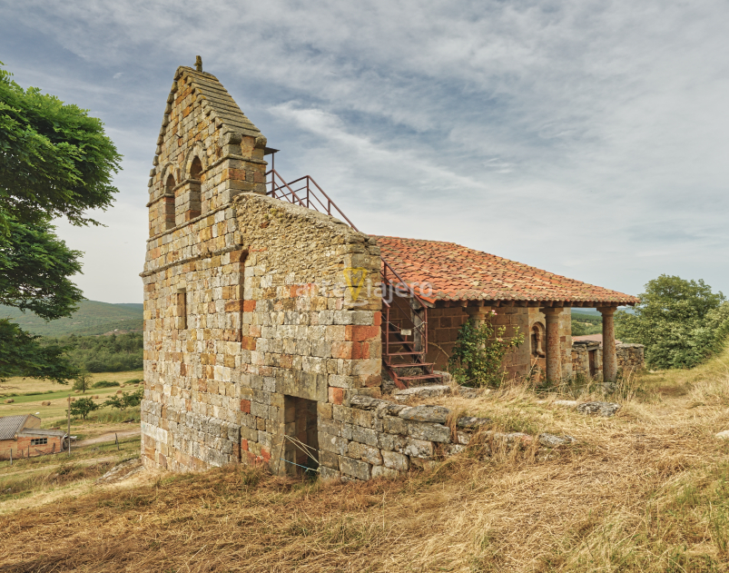 iglesia de san martín de sobrepenilla