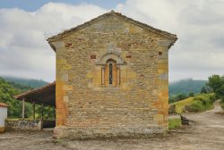 iglesia de valdebárcena