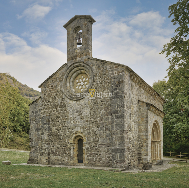 Ermita de Santiago de Itxasperri Arte Románico Navarra