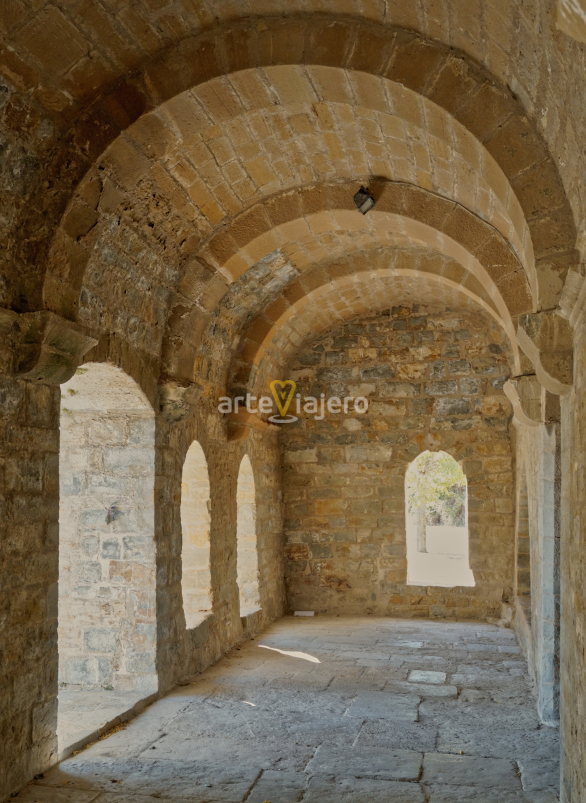 Iglesia de Sagüés Navarra Románico Porticado iglesia de sagüés