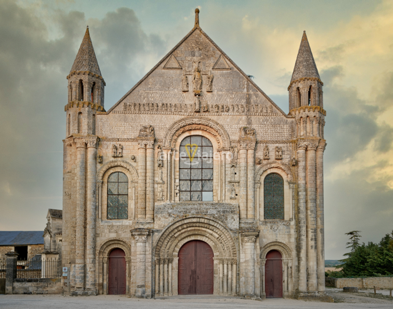 abadía de saint jouin de marnes