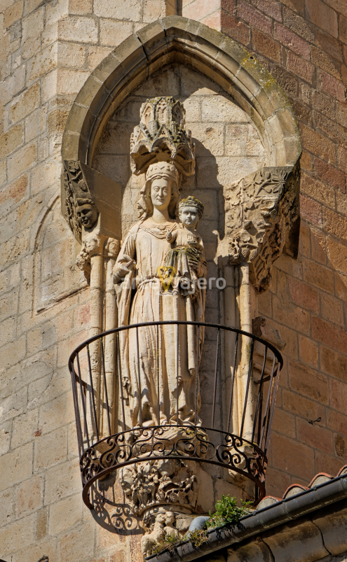 iglesia de san pedro de treviño
