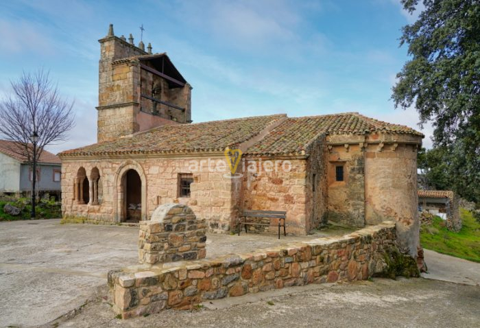 románico porticado de guadalajara