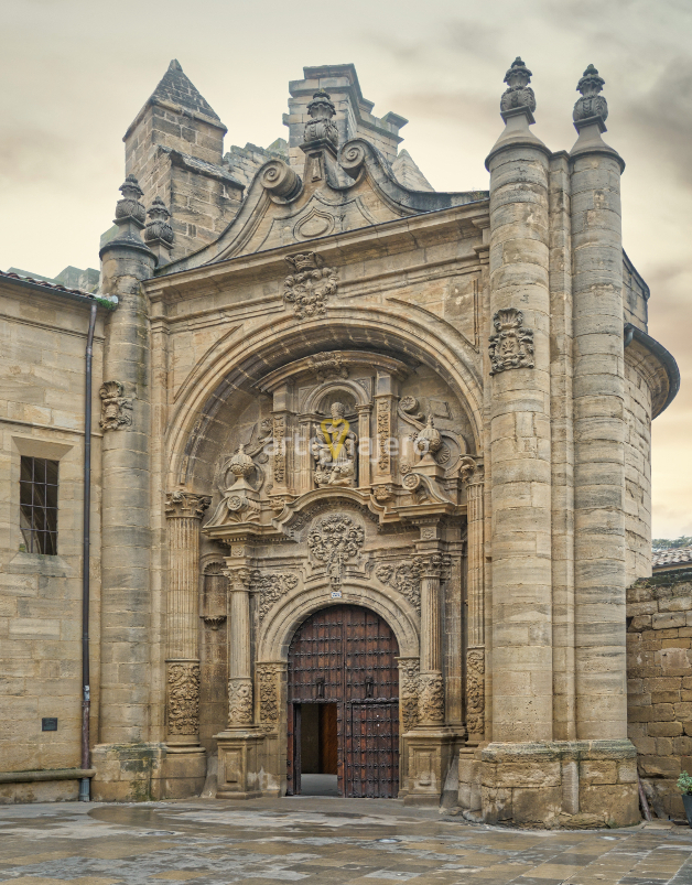 iglesia de san pedro de viana